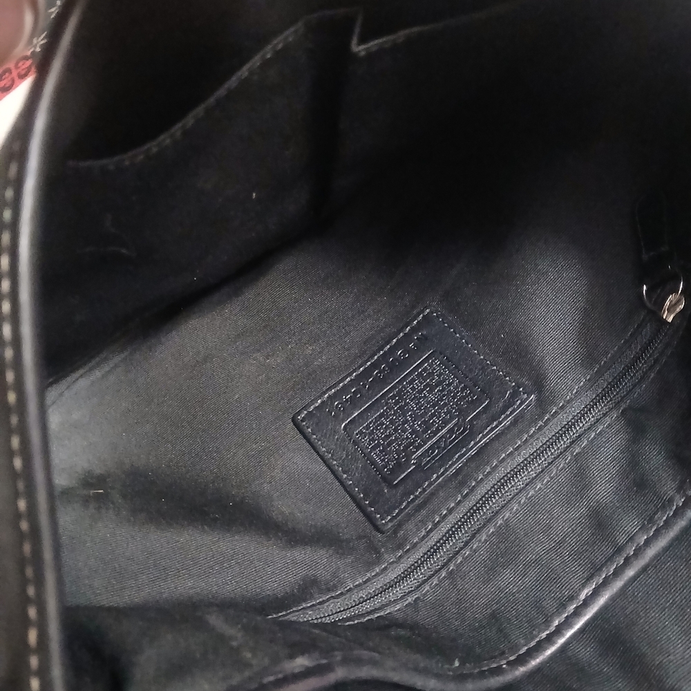 Sold!! Coach Vintage Y2K Soho Leather Flap Buckle Leather Shoulder Bag - Picture 12 of 13